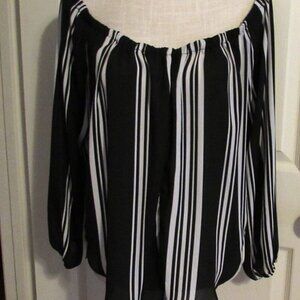 FOREVER 21 Off-The-Shoulder Long Sleeve Top Black & White  Size 0X
